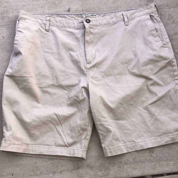 Billabong Carter casual shorts. 44 - Picture 1 of 3